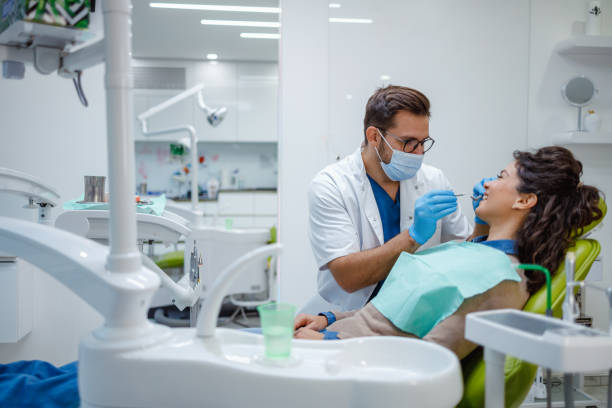 Best Periodontal (Gum) Disease Treatment  in Sheboygan Falls, WI